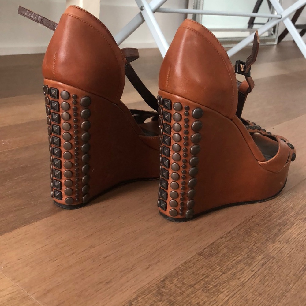 Studded Vince Camuto Wedge - Picture 3 of 4